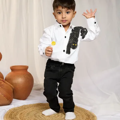 WHITE LEOPARD EMBROIDERED SHIRT